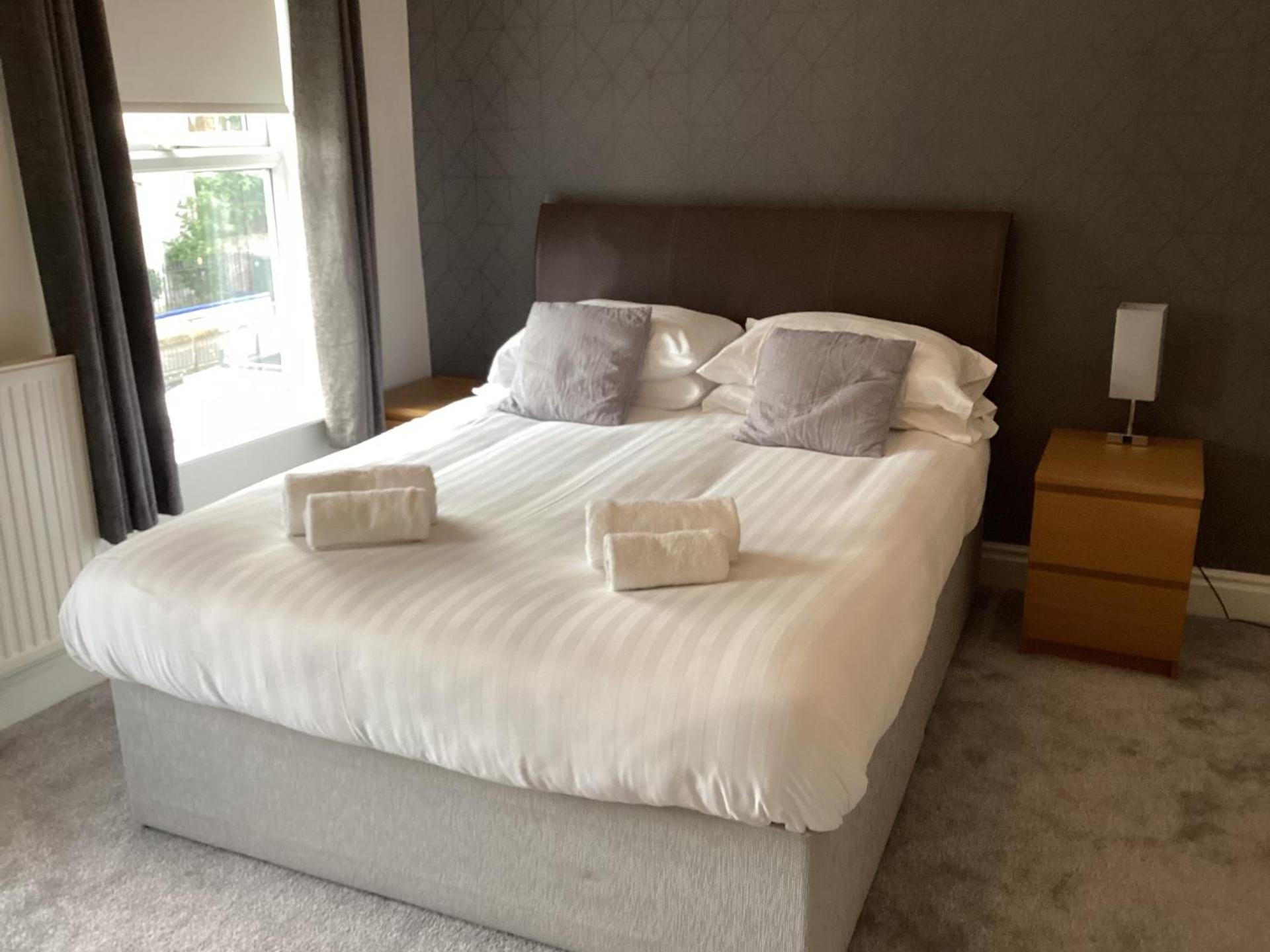 Holgate Premier Apartment Йорк Экстерьер фото